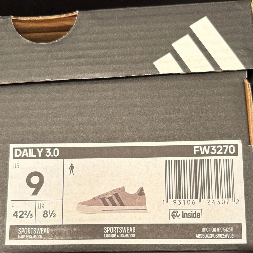 New Adidas Men’s Daily 3.0 Gray Sneakers with Black Stripes Size 9